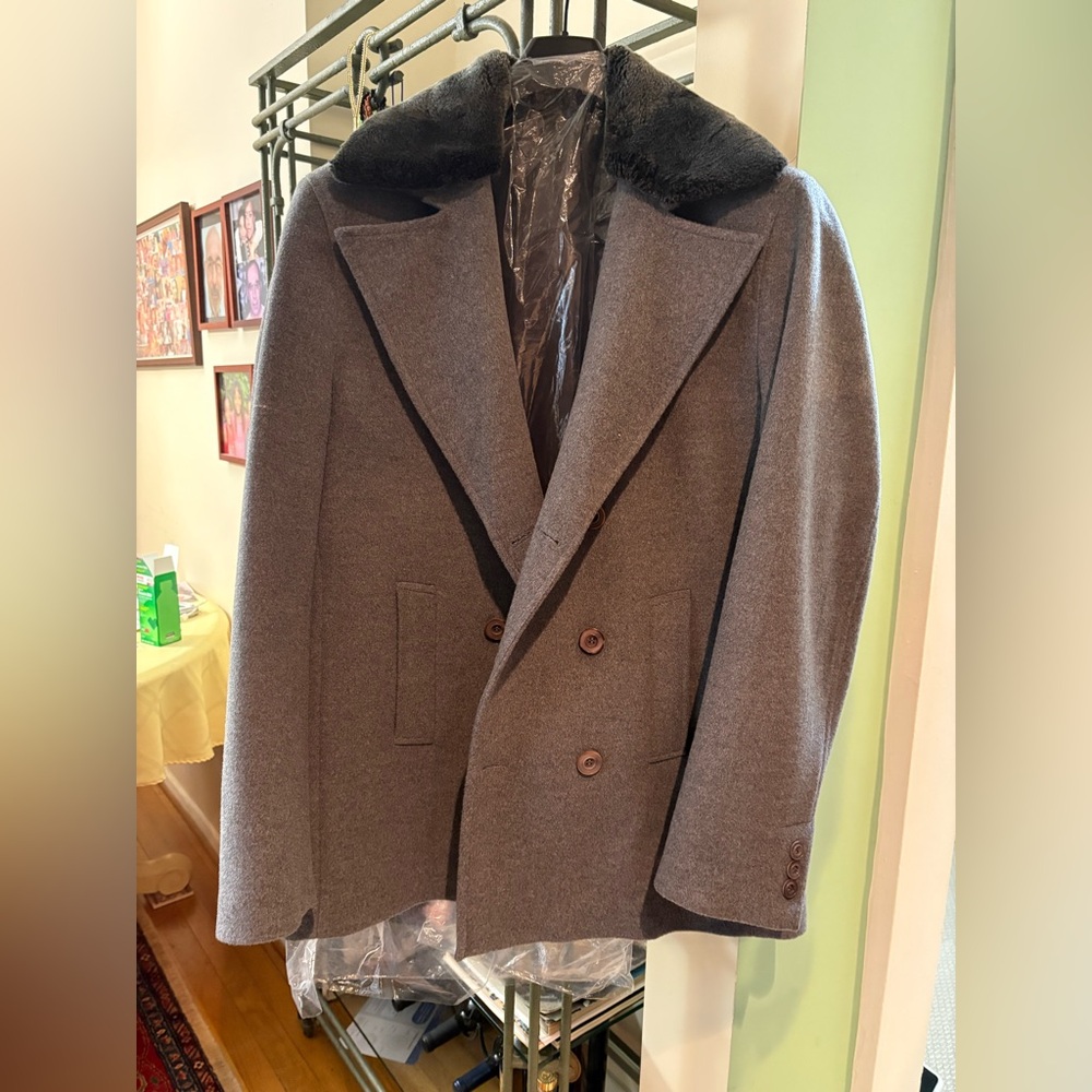 Elegant Men's Charcoal Pea Coat with Black Collar